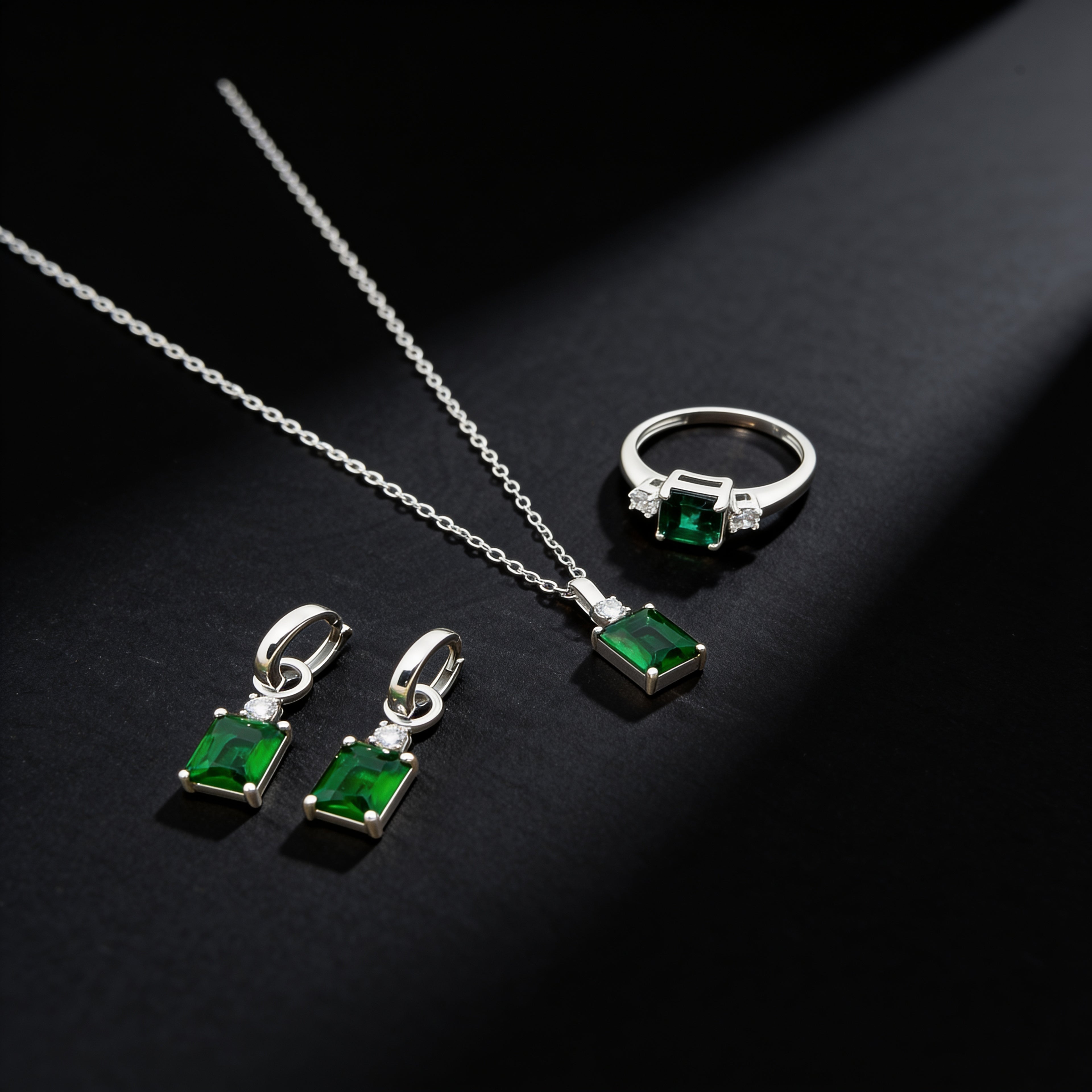 Eximia Emerald | Set